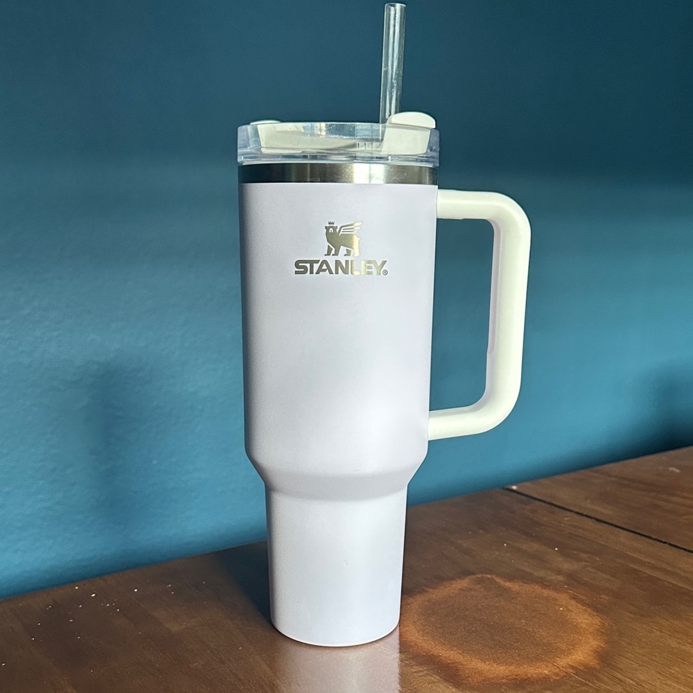 40oz Stanley Quencher H2.0 Tumbler